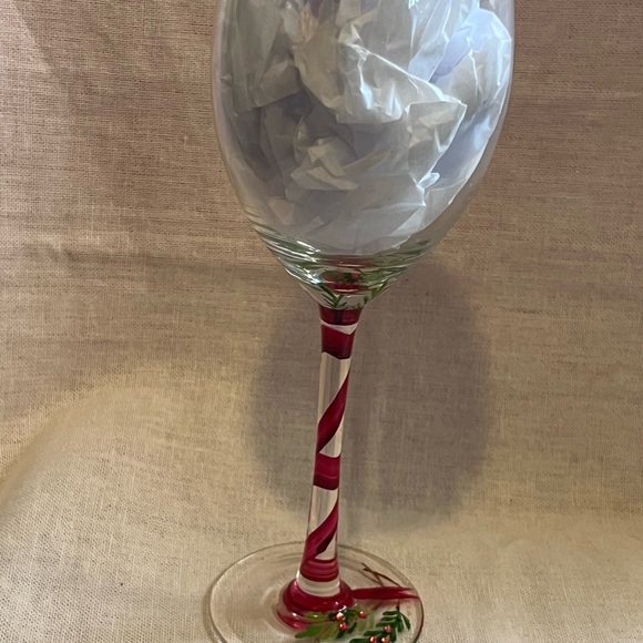 Water Maiden Hand Painted Wine Glass. - Picture 5 of 6